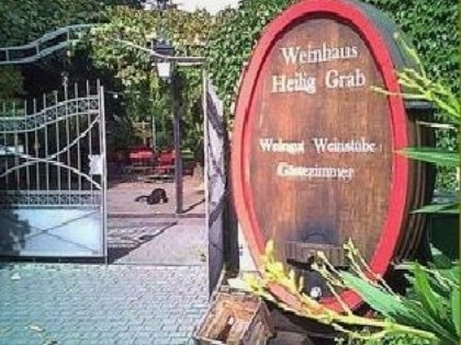 Photo: Weinhaus Heilig Grab